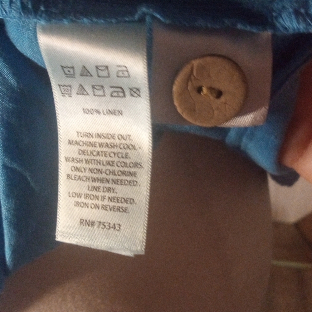 C & C California Breezy Bright Blue Button Back 100% Linen Blouse Size Medium - Picture 7 of 7